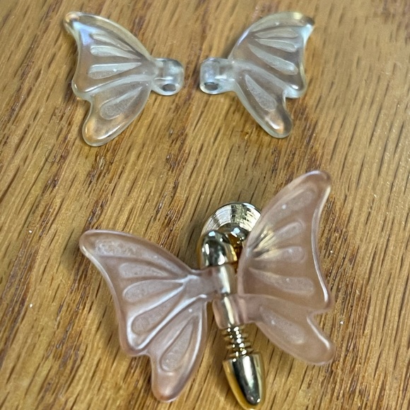 Avon Pink & White Butterfly Pins - Picture 2 of 4